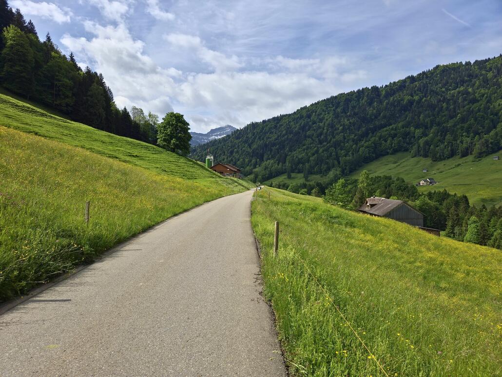 Unterwegs im Steintal mit dem Speer am Talende