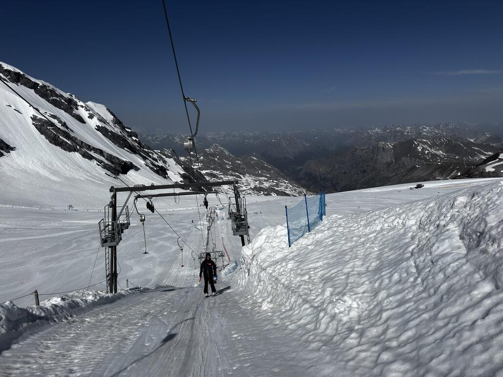 Dann fahren wir mehrere Runden am Payer
