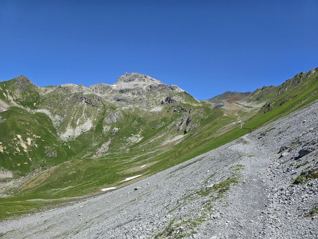 20250622_120222.jpg (1.03 MiB) 732 mal betrachtet Blick zurück zum Weissfluhjoch