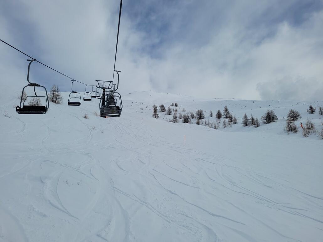 Komplett anderer Skigebietscharakter in Jafferau.