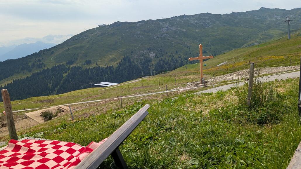 Angekommen an der Alp Nagens nach 20 Minuten wandern. Zurück geht's mit dem Postauto für 16 CHF