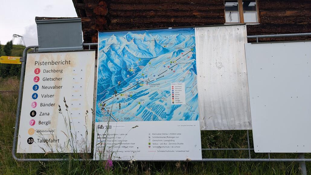 Es geht hier bis auf 3000 Meter! Die Schlepplift Kisten aber. Wie sieht es mit der Talabfahrt aus? Kann man hier kostenlos Skifahren?