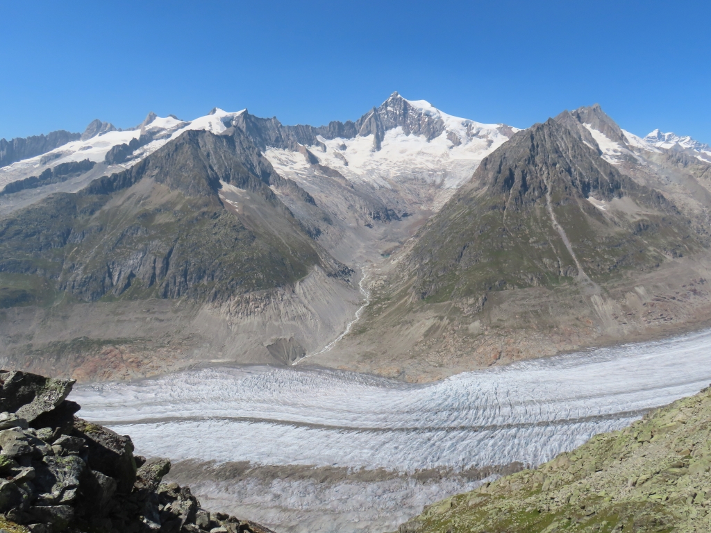 Aletschhorn über dem Aletschgletscher