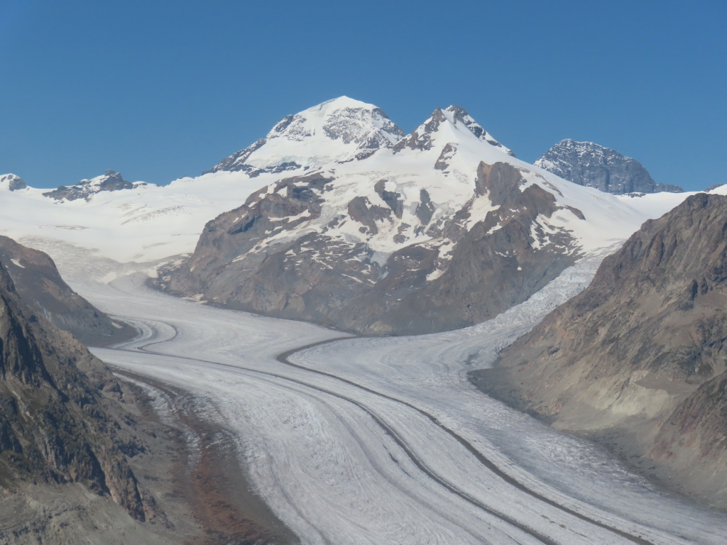Zoom auf Konkordiaplatz und Mönch
