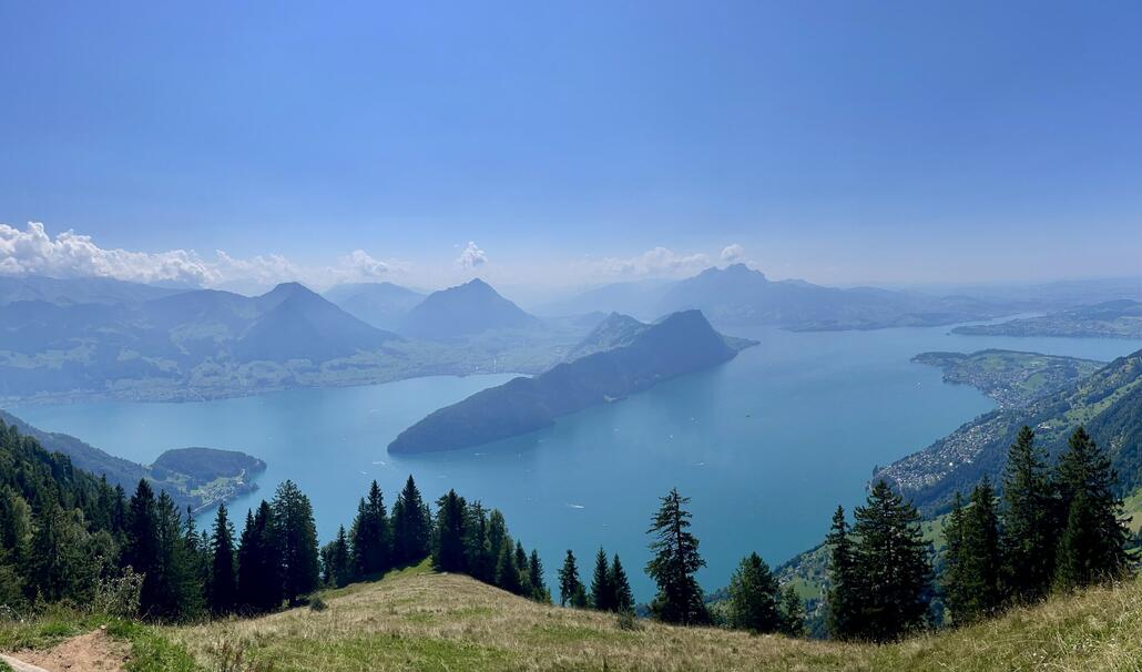 Wie der Name „Seeweg“ sagt!