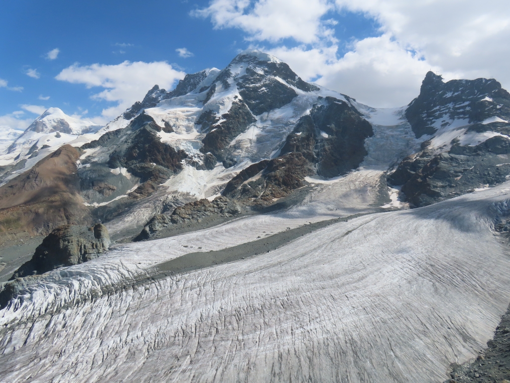 Breithorn und Klein Matterhorn, darunter der untere Theodulgletscher