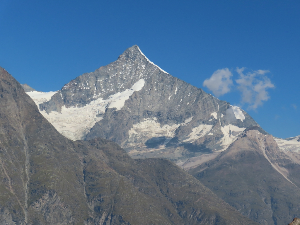 Weißhorn aus der Nähe der Bergstation der Seilbahn