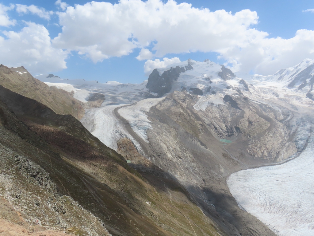 Gornergletscher und Grenzgletscher, die bis 2018 noch zusammengeflossen sind