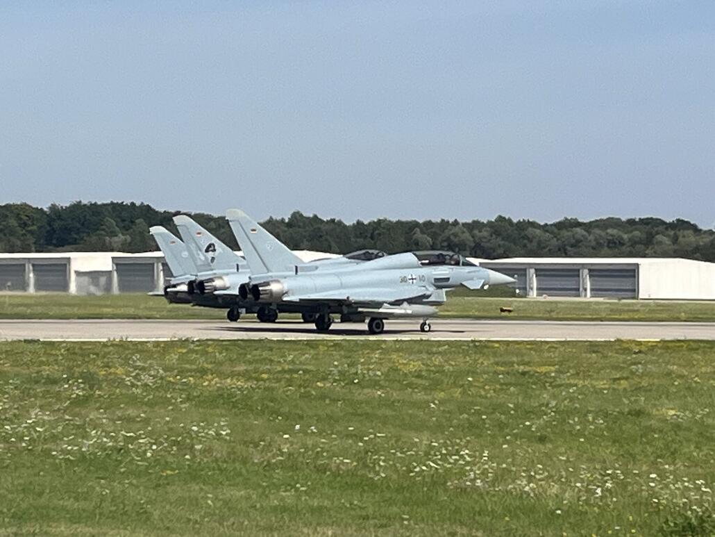Die deutsche Luftwaffe ist hier aktiver als die Airliner