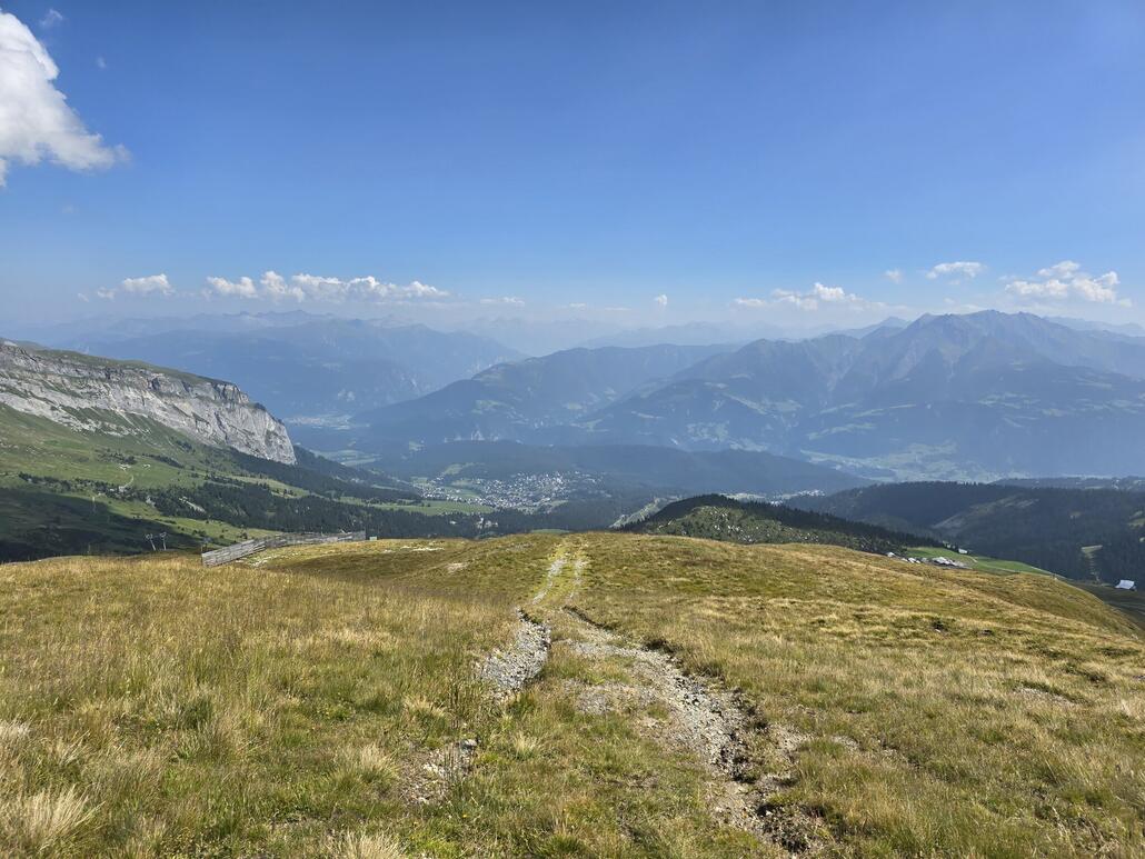 Etwas weiter unten ist dann auch Flims zu sehen.