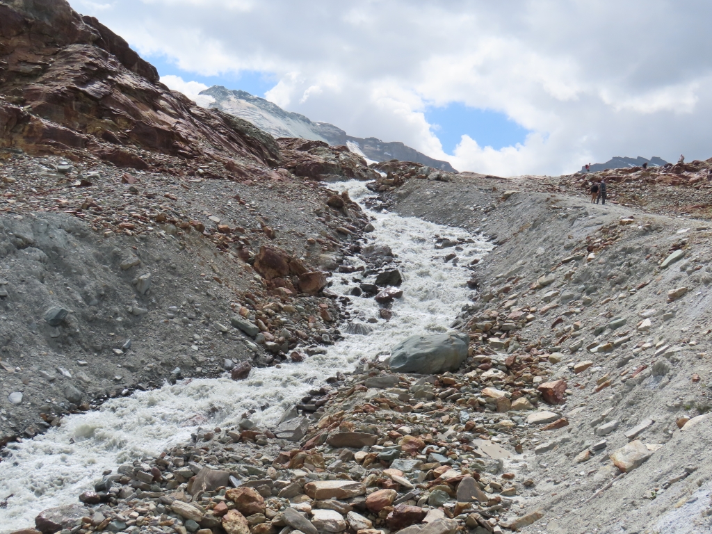 Bach zum Theodul-Gletschersee