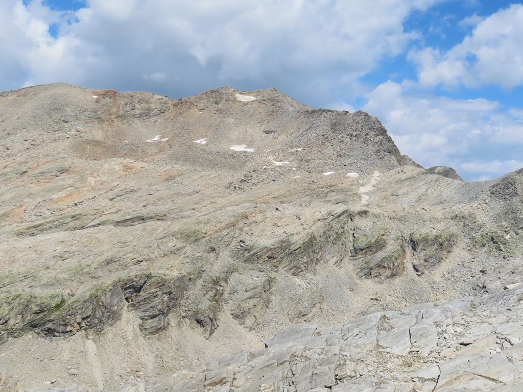 Das Joderhorn östlich des Passes