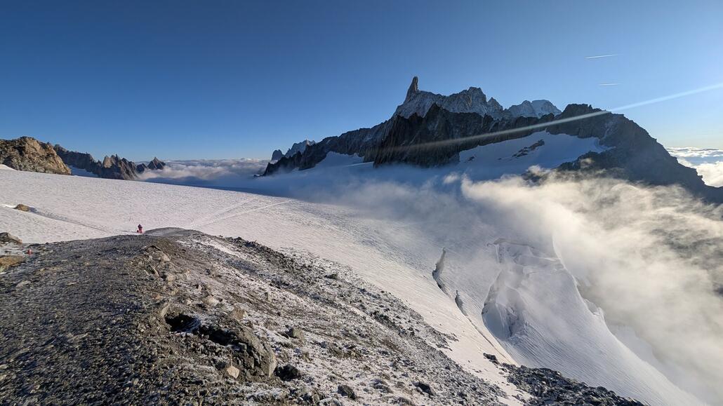 Morgens sind schon die ersten Gletscher Wanderer unterwegs