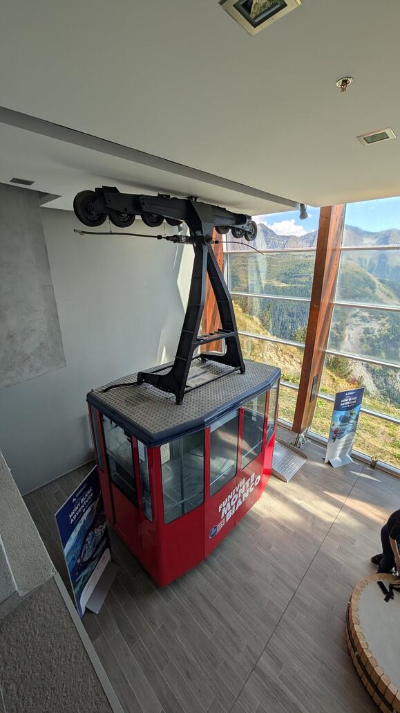 An der Mittelstation Courmayeur gibt es noch ein kleines Museum über die alte Seilbahn
