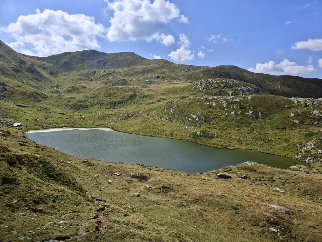 Unterwegs kommen wir am Lago Stabiello vorbei.