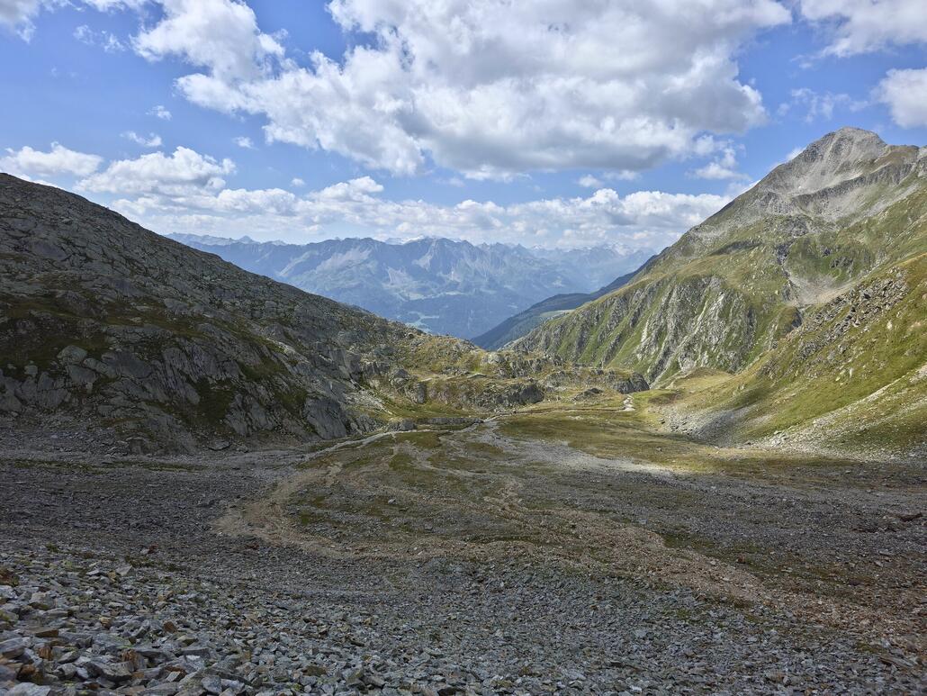 Druchaus eine nette Landschaft hier.