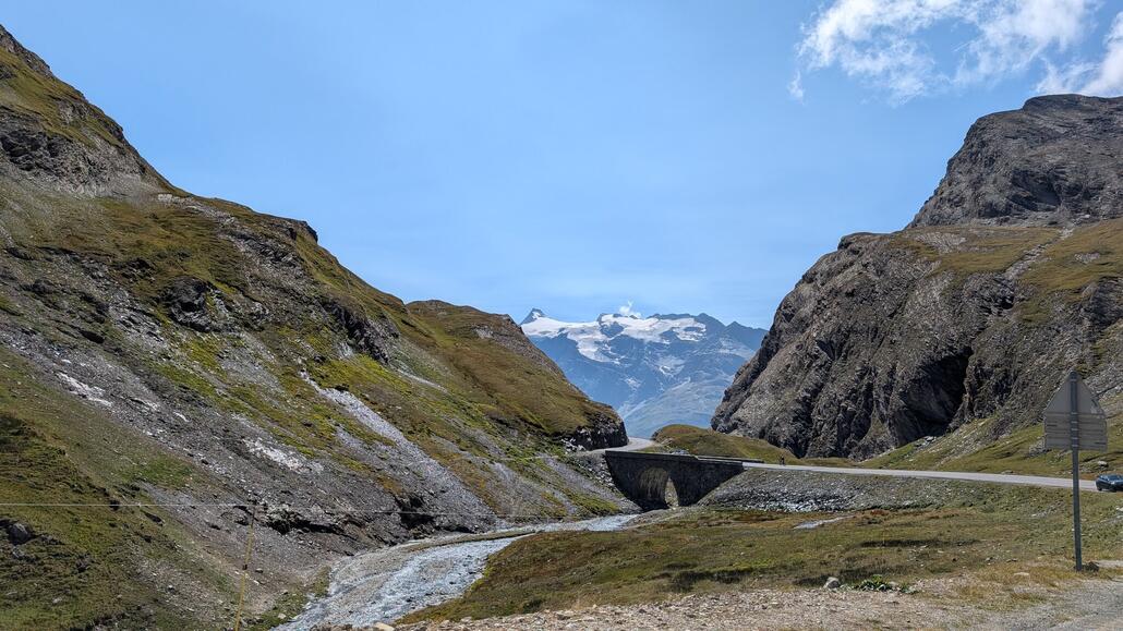 Talfahrt in Richtung Bonneval-sur-Arc