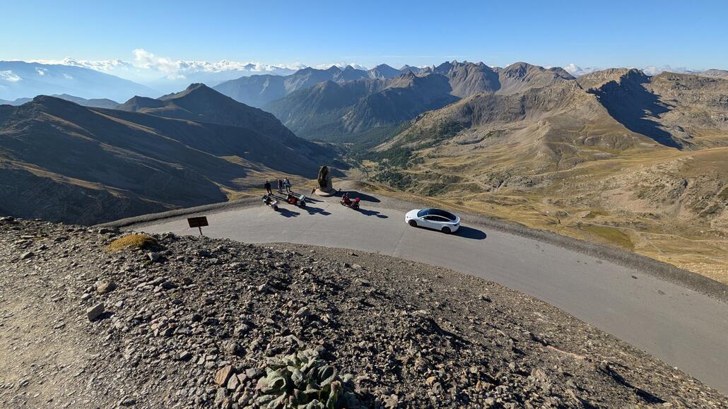 Es führt noch ein kleiner Weg bis auf den Gipfel