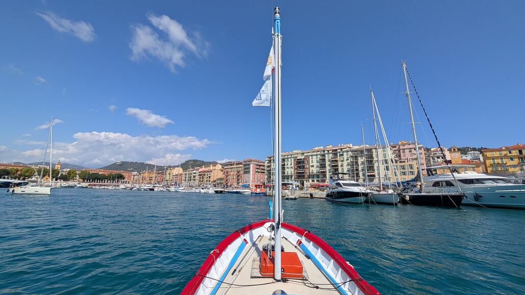 Kostenlos wird von der Stadt eine Hafenrundfahrt angeboten!