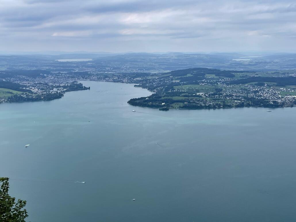 Luzern, dahinter Sempacher-, Hallwyler- und Baldeggersee