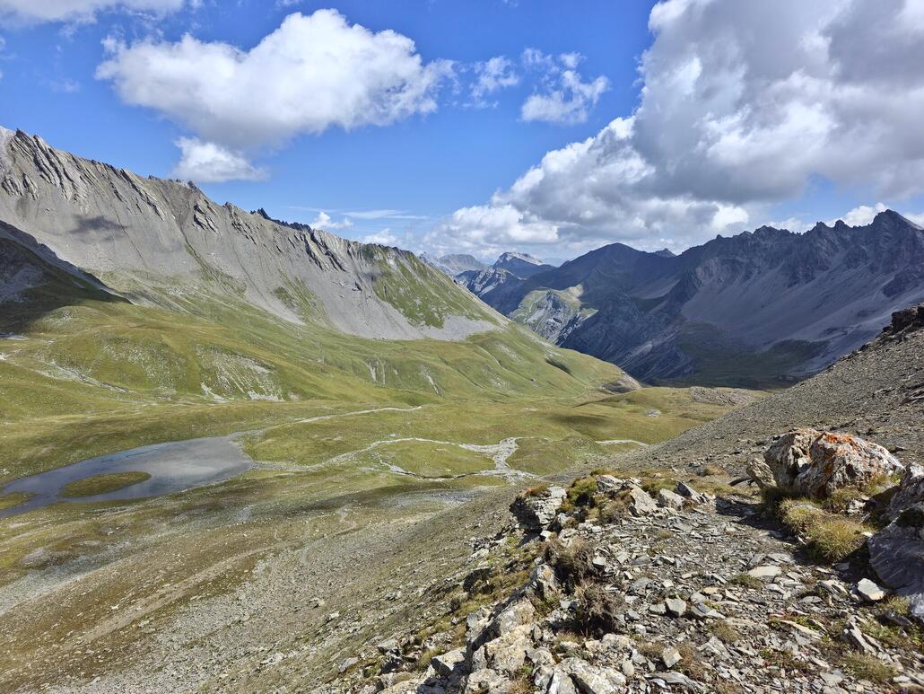 Dito, im Hintergrund ist das Welschtobel zu sehen, wo es später hingeht.