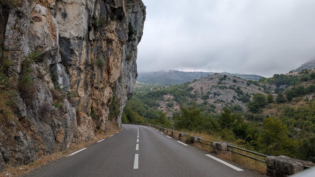 Fahrt von Nizza in Richtung Col du Castellaras