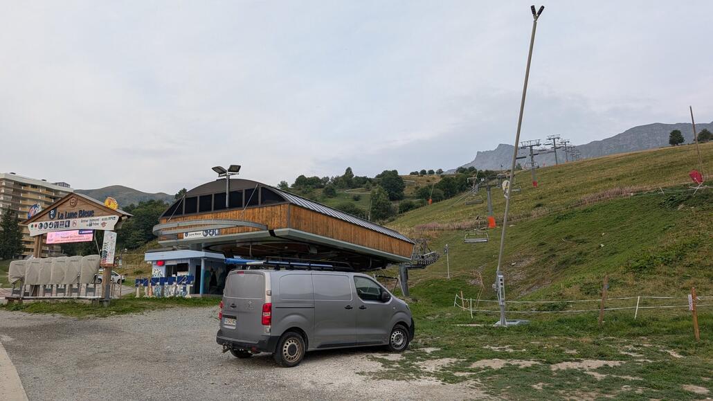 Und nun am nächsten Tal vorbei wieder oben in Saint-François-Longchamp, dort war ich bereits diesen Winter Skifahren