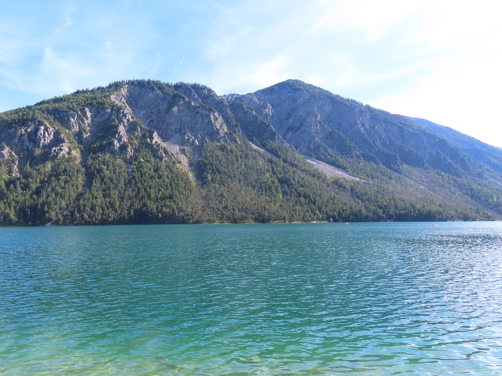Plansee, dahinter der Spießberg