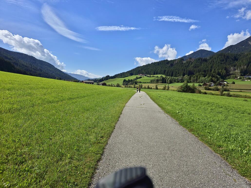 Aus Westen wird das Wetter immer besser.