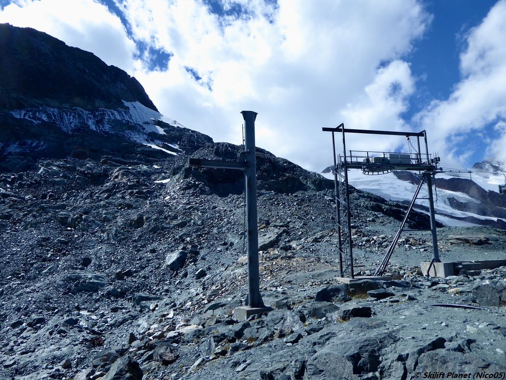 Talstation ehemalige SLE Kamel und Bergstation SLE Egginerjoch