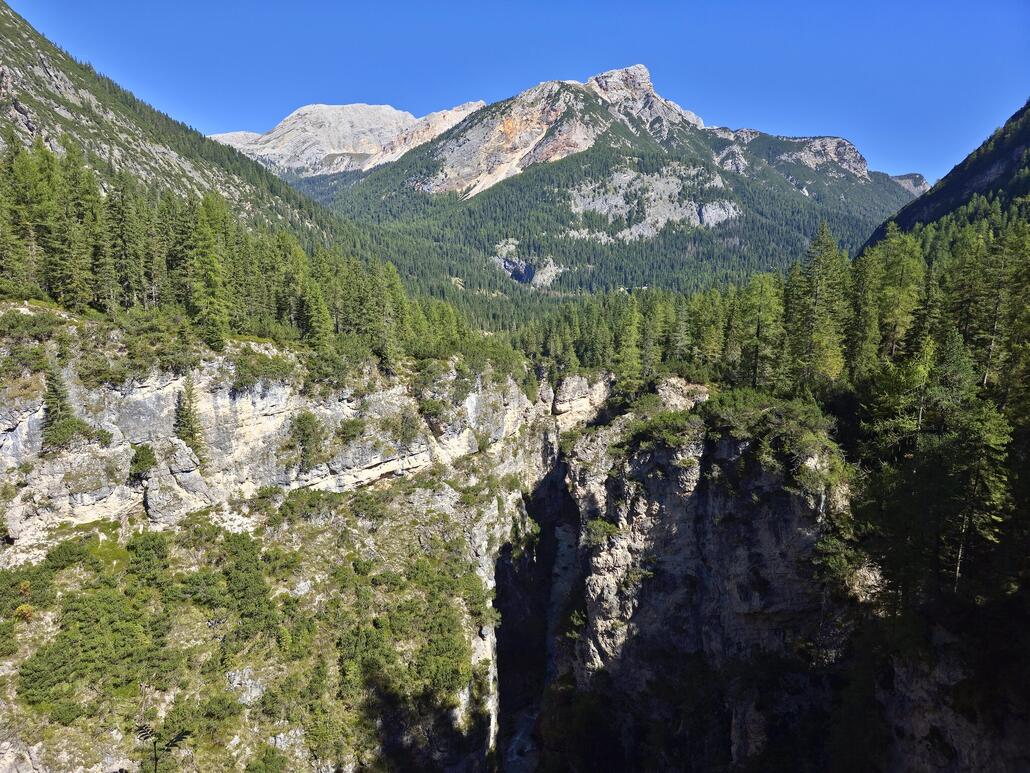 Aussichtspunkt bei den Fanes Wasserfällen
