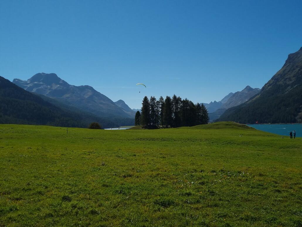 für die regelmäßigen Bilder ...