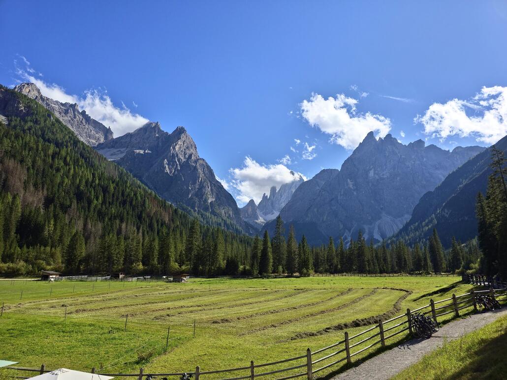Angekommen beim Parkplatz im Fischleintal. Einfach traumhaft schön hier.