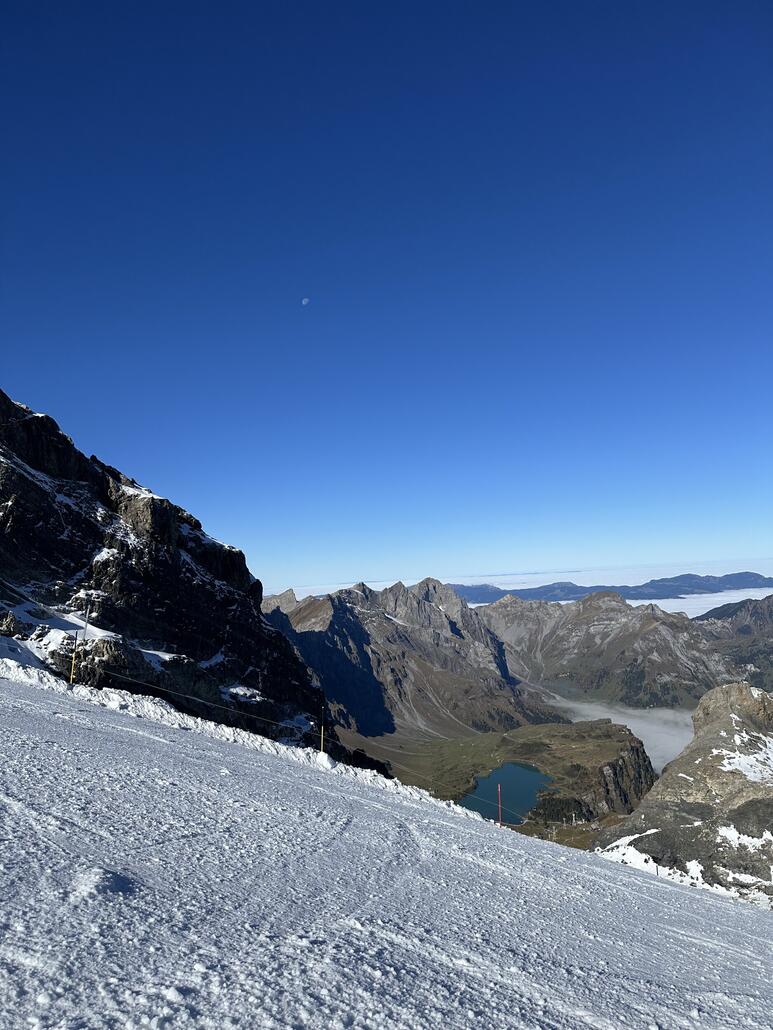 Schöne Ausblicke auf den Trübsee.