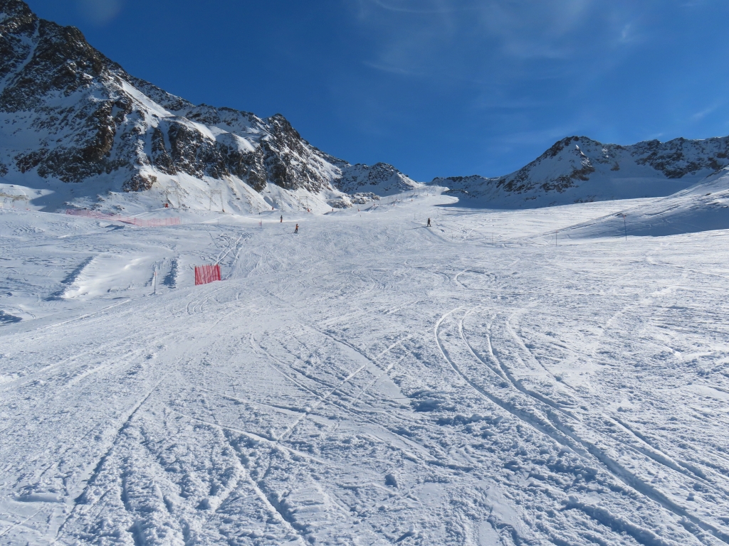 Piste Richtung Talstationen Gletscherse&amp;Hintereis