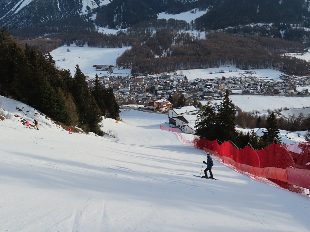 Neuer Pistenabschnitt mit Blick auf St. Valentin