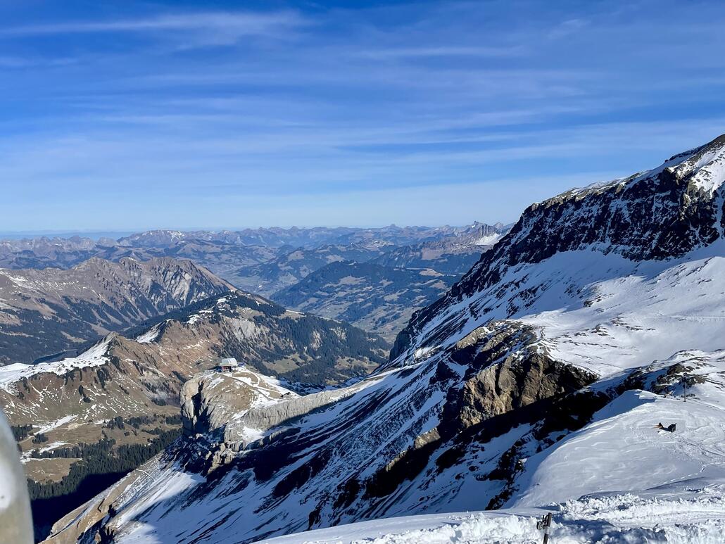 Der Red Run zur Cabane hat noch viel zu wenig Schnee