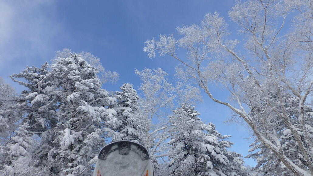 Und juhuu! Nach kurzer Zeit in der Gondel endlich blauer Himmel! :)