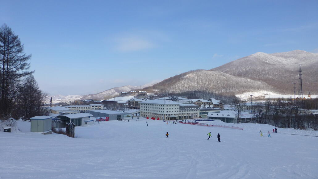 Der Ort hier wurde wohl mit Fokus auf Zweckmässigkeit erstellt, aber ganz so übel sieht es mMn auch nicht aus.