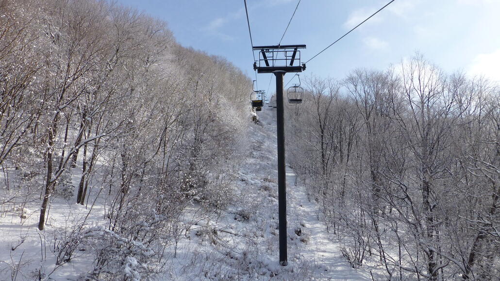 Mittlere Teilstrecke mit sehr hoher Stütze