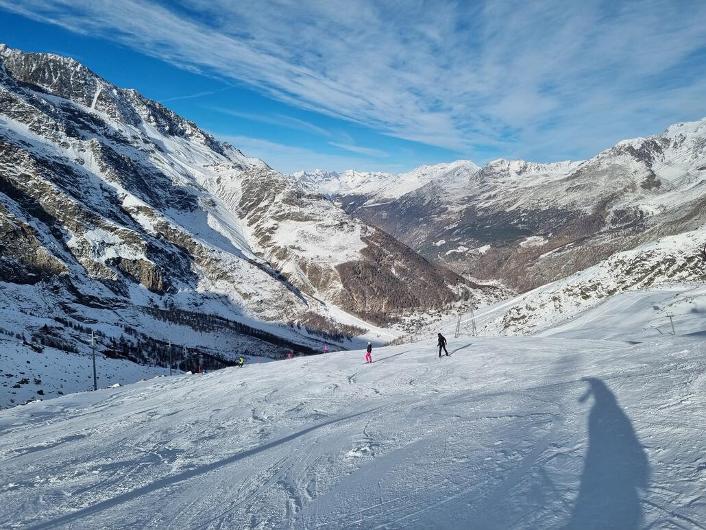 Morenia unten etwas aufgeschoben, aber weitgehend griffig