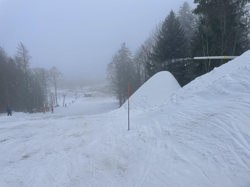 Snowfactories Schneehaufen