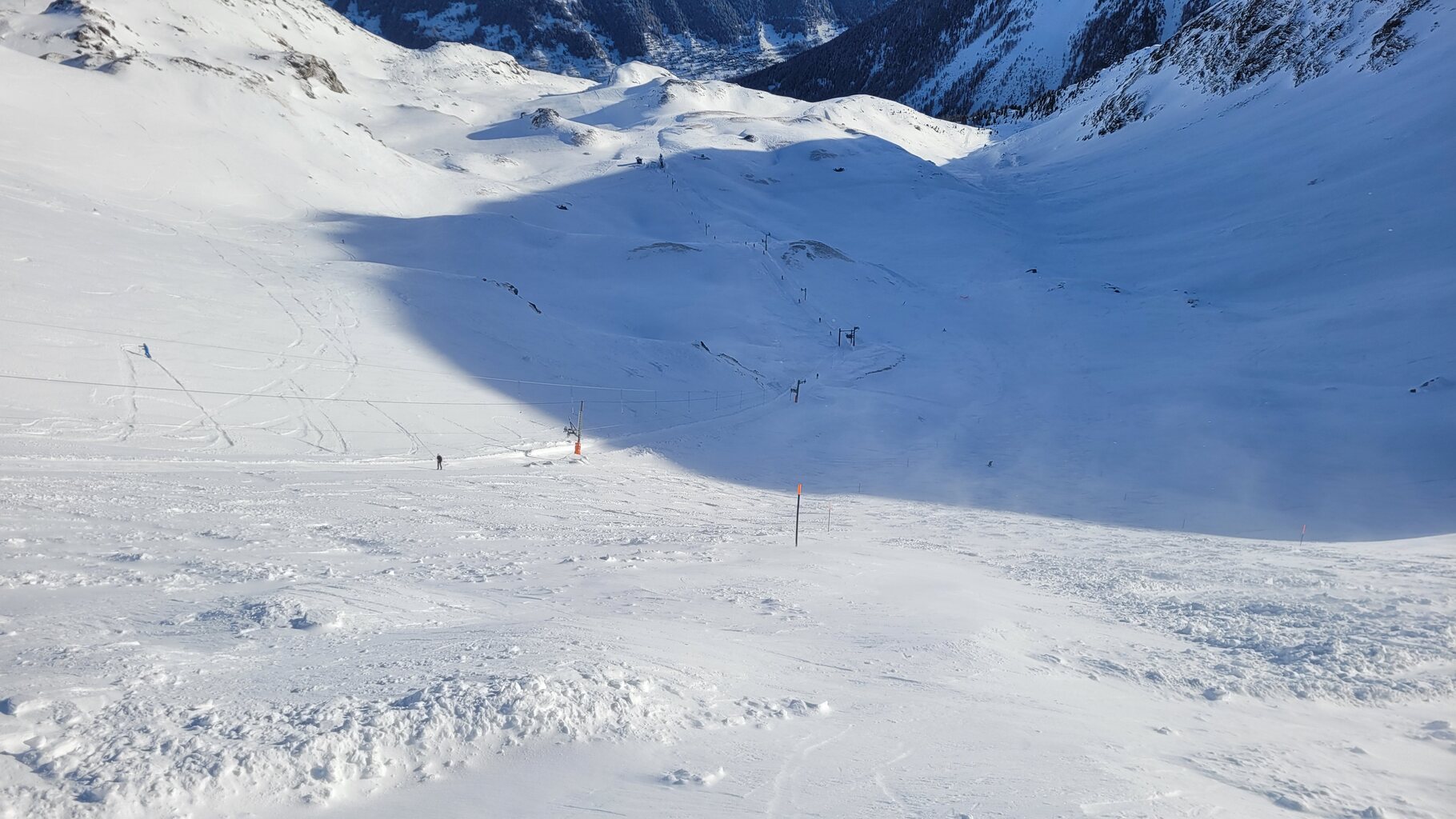 Neue schwarze Piste Lona Supérieure, ebenfalls nicht frisch