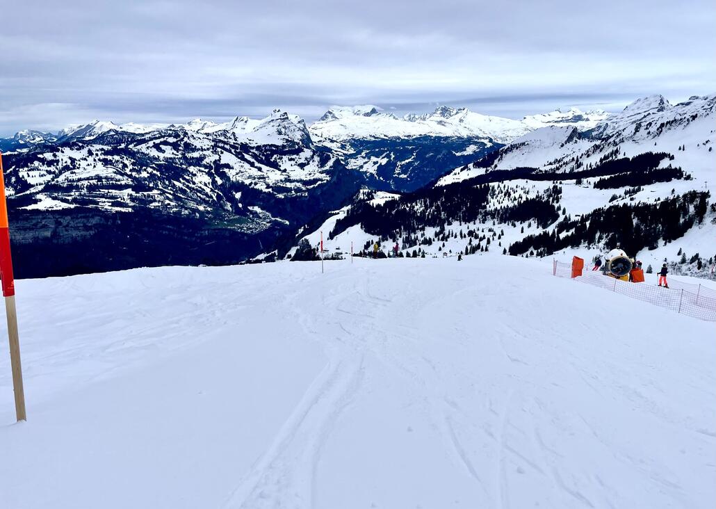 Über die Nacht von Samstag auf Sonntag gabs bereits ca. 5cm Neuschnee auf die Piste.