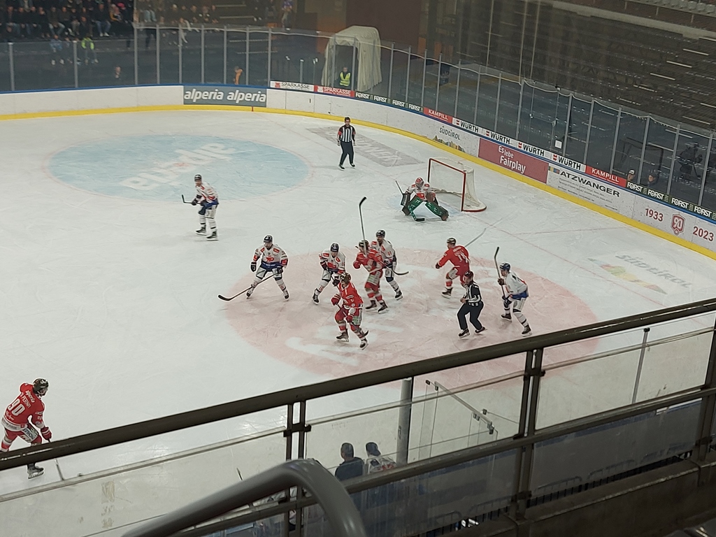 4b Eishockey3.jpg