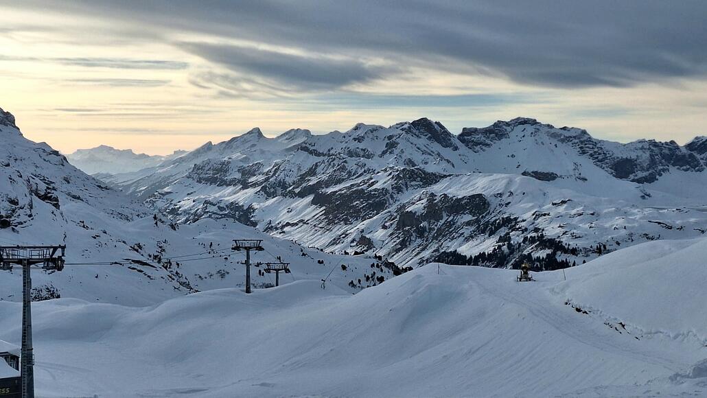 20251211_152216.jpg (634.22 KiB) 1782 mal betrachtet Engstlen bleibt wahrscheinlich geschlossen