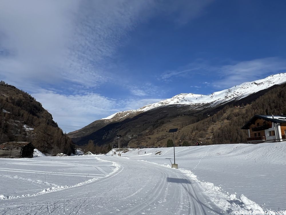 Loipe Nordic Arena mit Kunstschnee