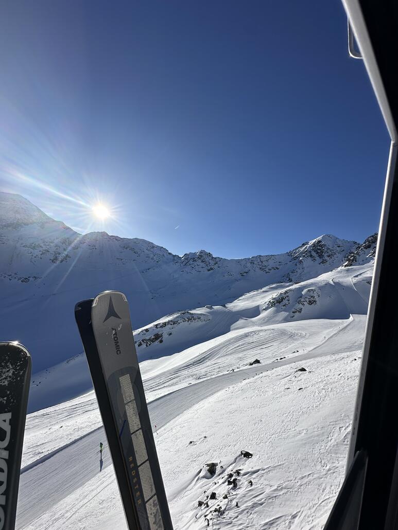 Sonnigster Teil die Karlesjochbahn