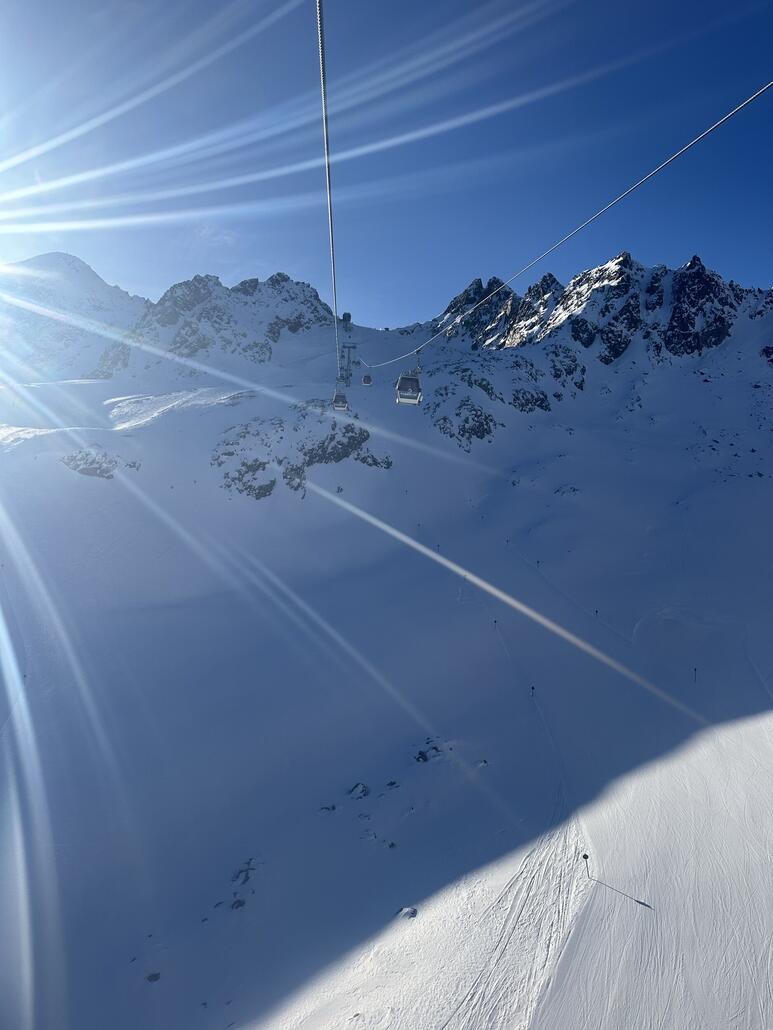 nach der Mittagspause wieder in die Karlesjochnbahn :)