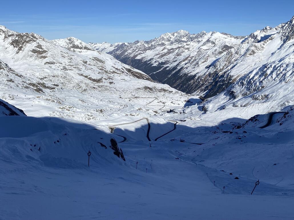Nachdem Tunnel, griffig und geöffnet obwohl als geschlossen angegeben